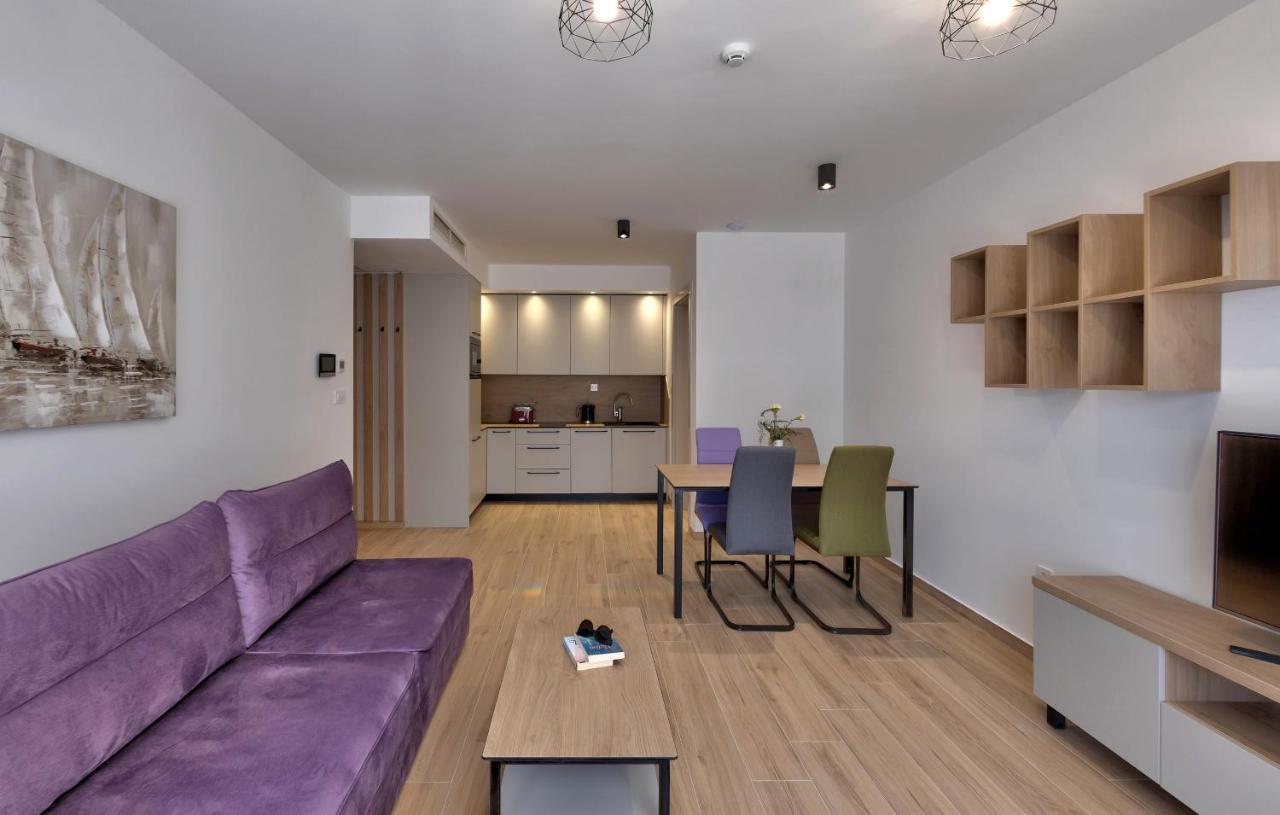 Apartments Amare Promajna Exterior photo